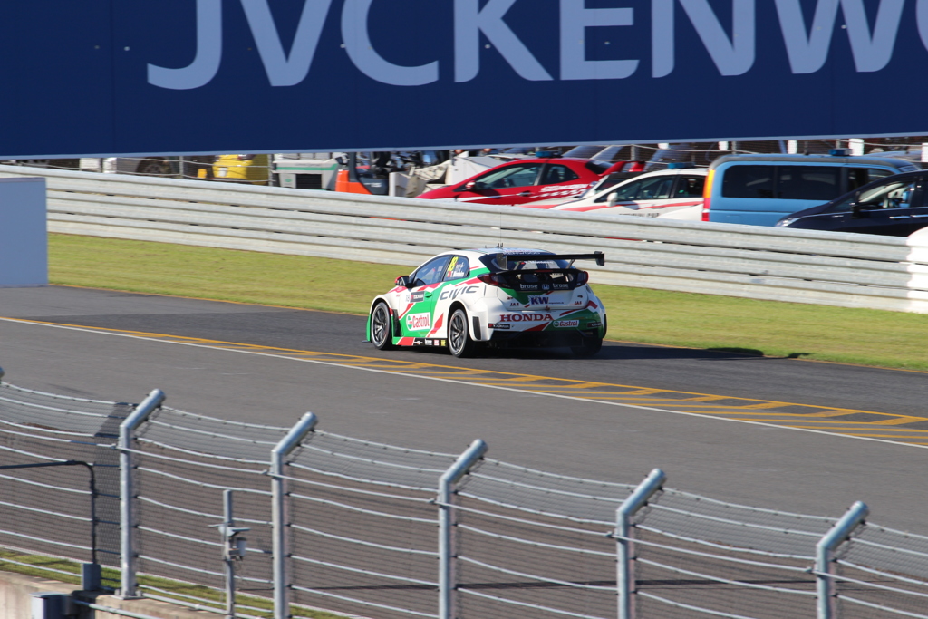 [WTCC 206] ロブ・ハフ(Robert "Rob" Huff)