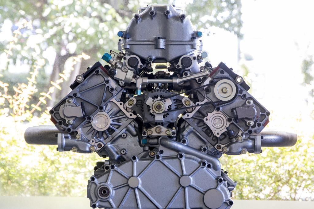 MUGEN 無限 | Indy V8 Turbo Engine, 2