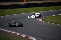 [BRANDS HATCH 14] Lotus91/5+Hesketh308/1