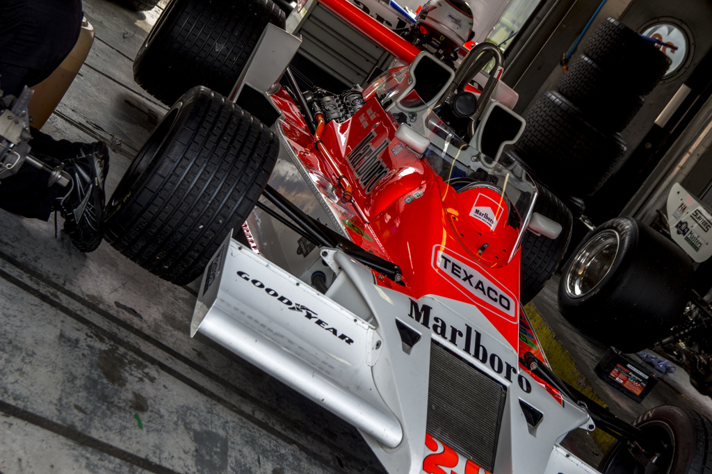 [BRANDS HATCH 42] McLaren M26 1976