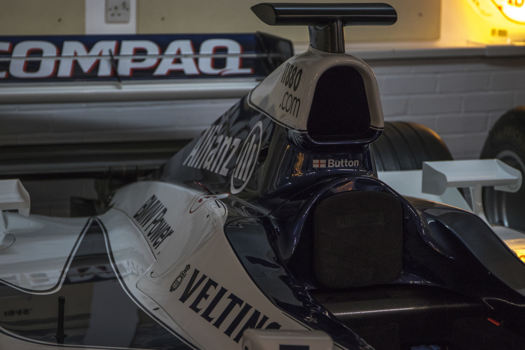 Williams BMW FW22 2000 | 02