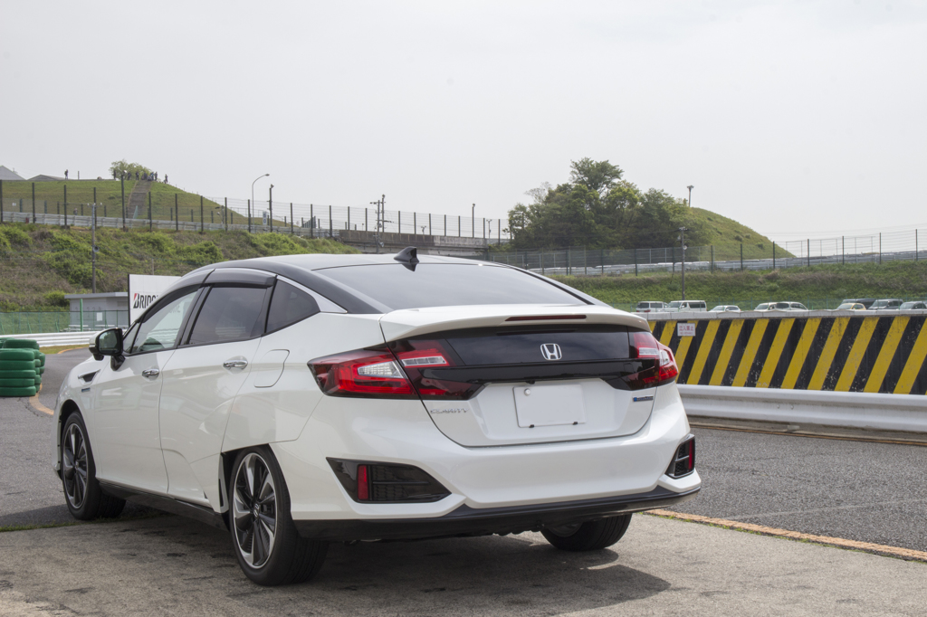 Honda Clarity Fuel Cell | 3