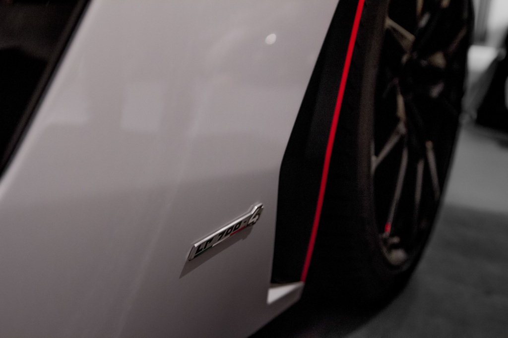 Lamborgini Aventador LP700-4 Pirelli 5