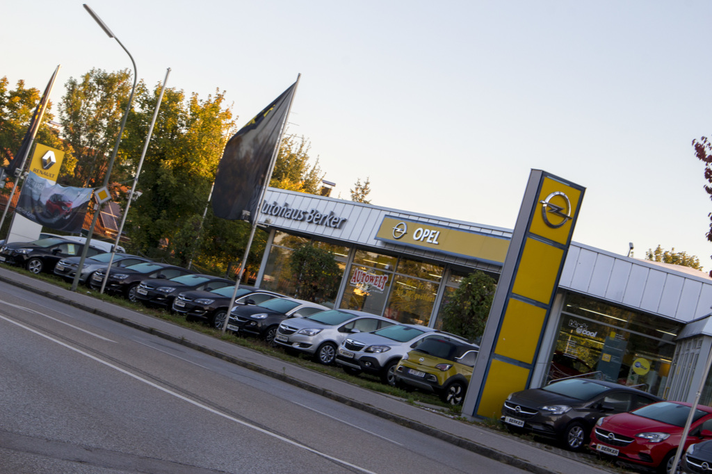 OPEL Dealer in Munich