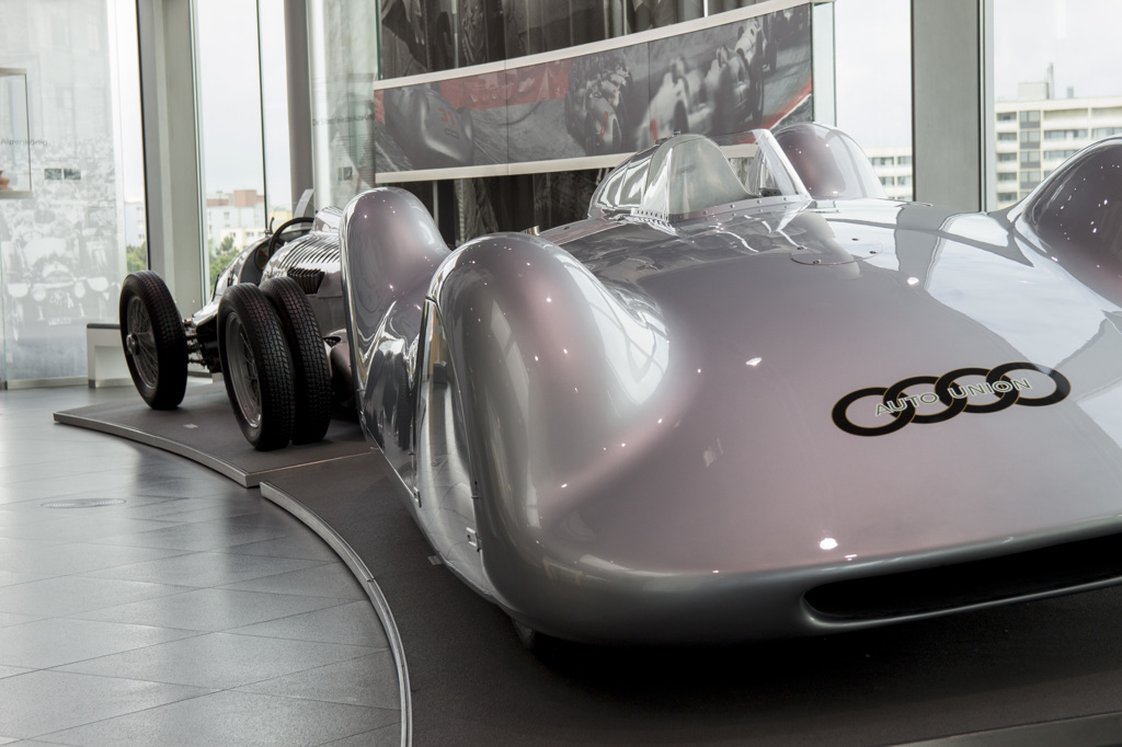 [Audi 32] Auto Union Typ C Streamliner