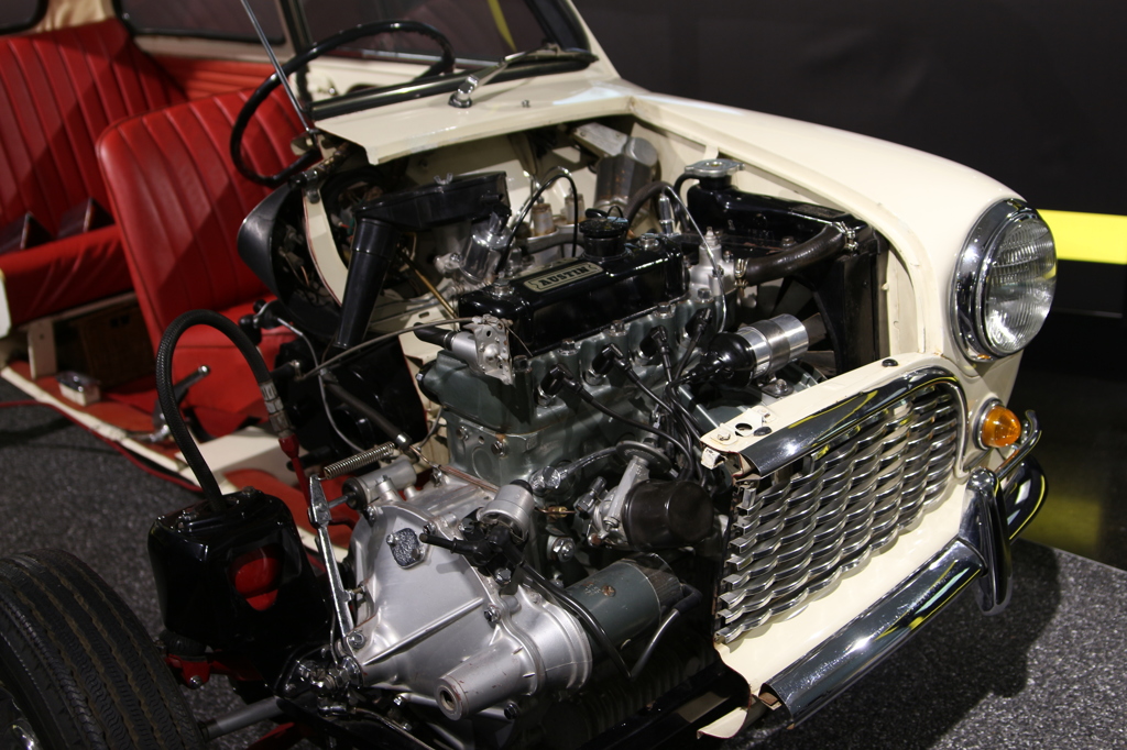 Austin MINI Half-Section Show Car 1965, 