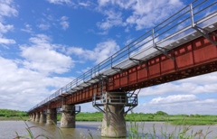 青空と鉄橋