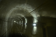 トンネル