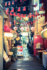 雨の小路