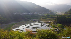 陽射しさし込むあらぎ島