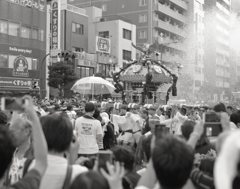 富岡八幡宮二の宮神輿渡御