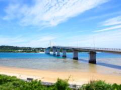 島へ向かう橋