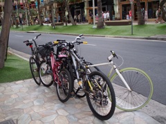 自転車置き場ホノルル