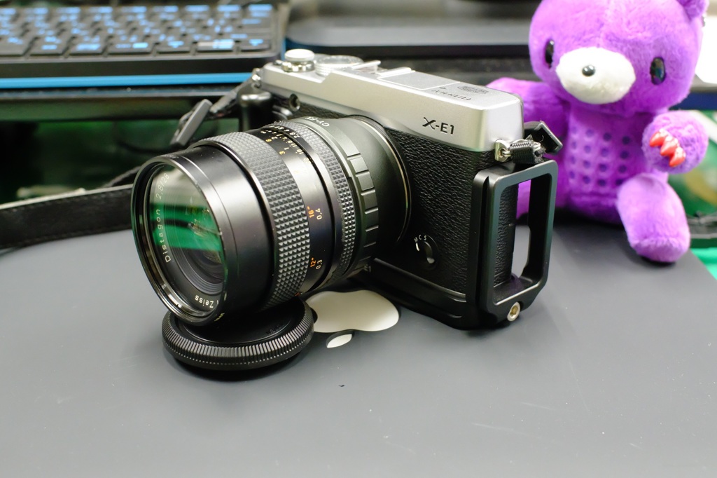 FUJIFILM X-E1