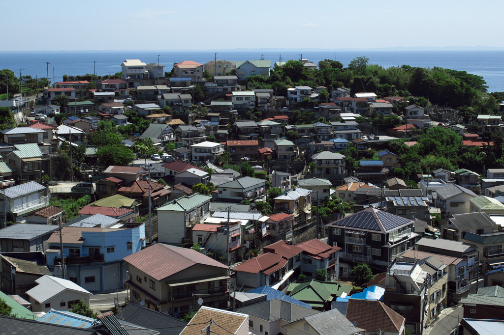 海を臨む町　真鶴