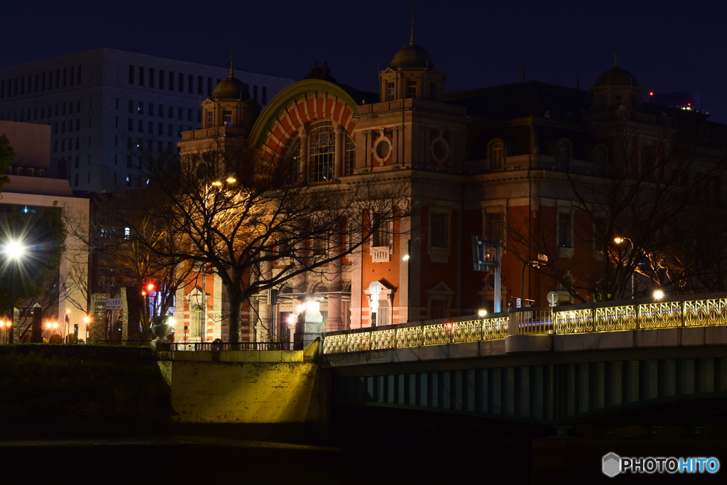 中之島の夜景（中之島公会堂）