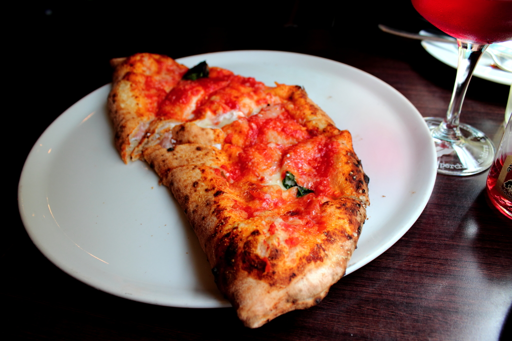 PIZZA!カルツォーネ！
