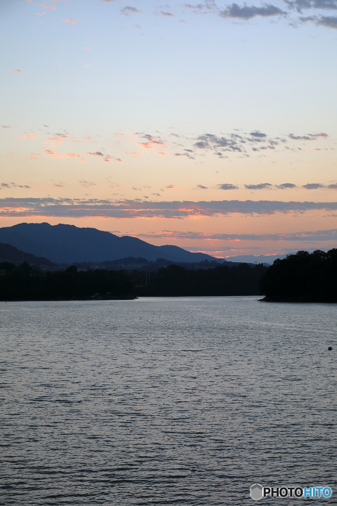 津久井湖の夕暮れ3