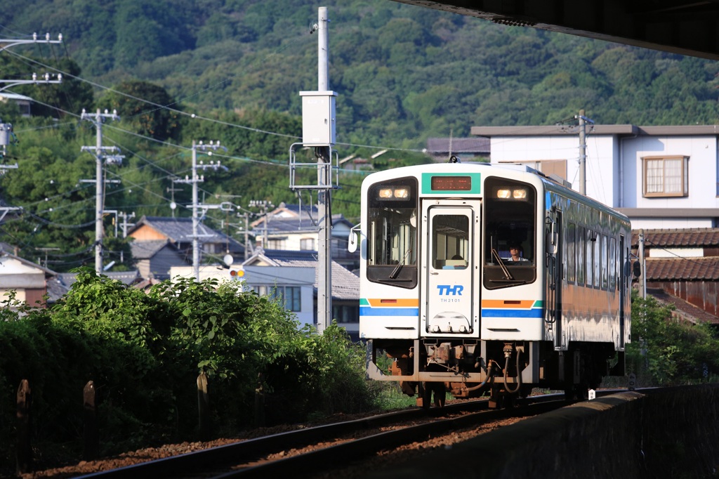 ローカル線を眺めて
