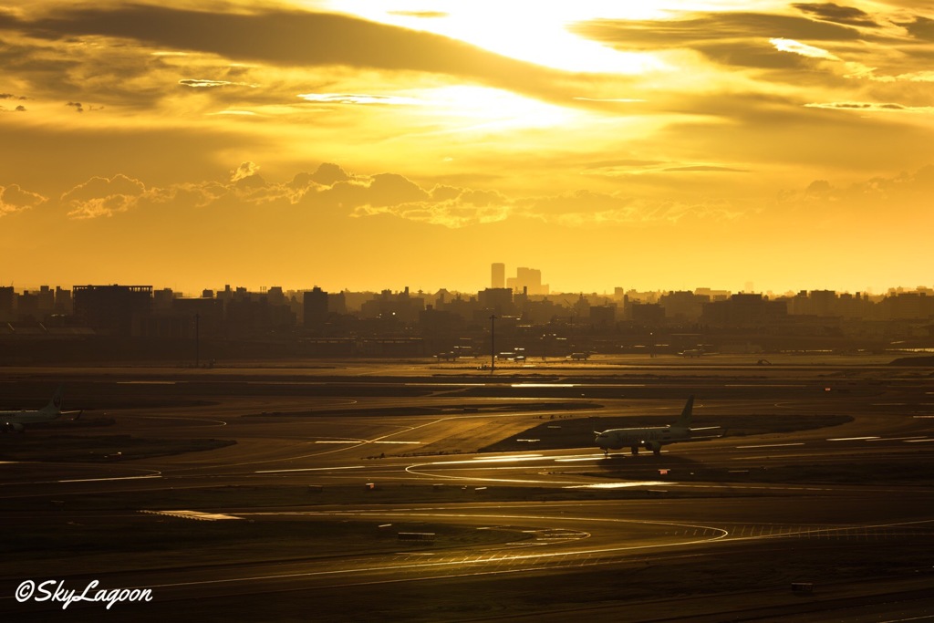 Golden Airport