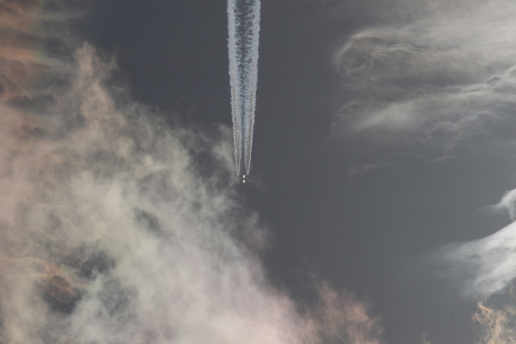 Contrail, Air Canada B773(C-FIVX, YVR-HK