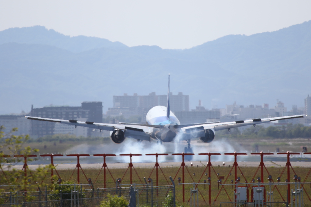 陽炎とタイヤスモーク