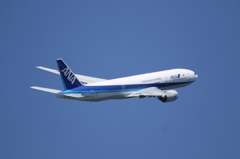 上昇中（ANA JA741A)。