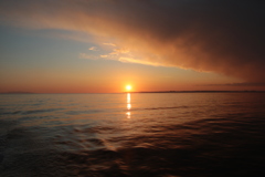 東京湾、元日の夕日