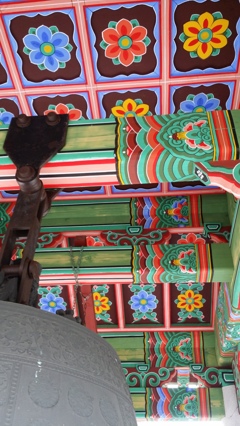 高麗寺の平和の鐘