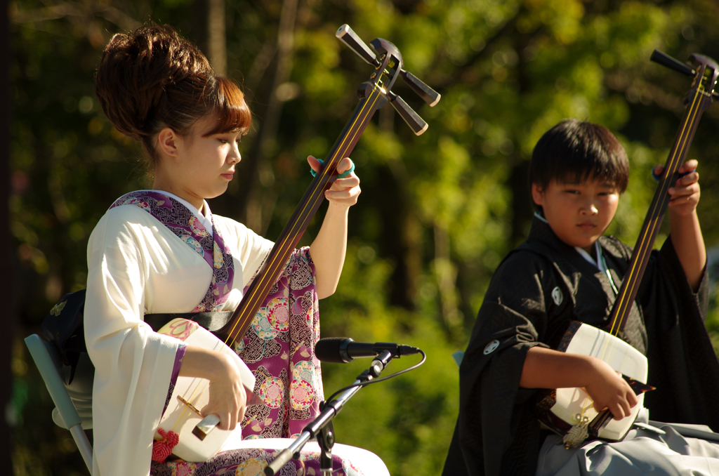 津軽三味線　みちのく杜の湖畔公園・ふるさと村の秋まつり