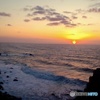 県境の夕陽