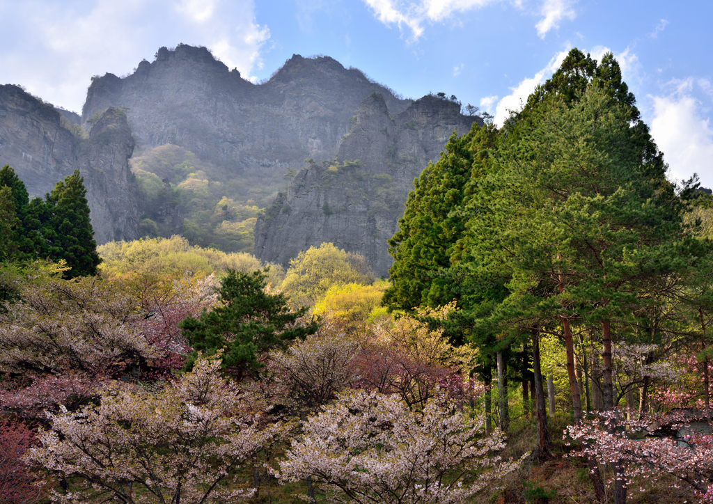 妙義山