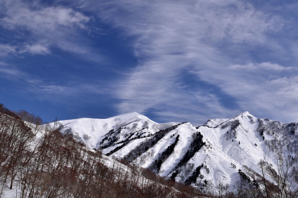 雪の嶺