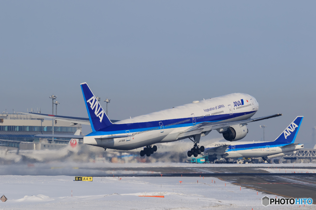 ANA777 TakeOff