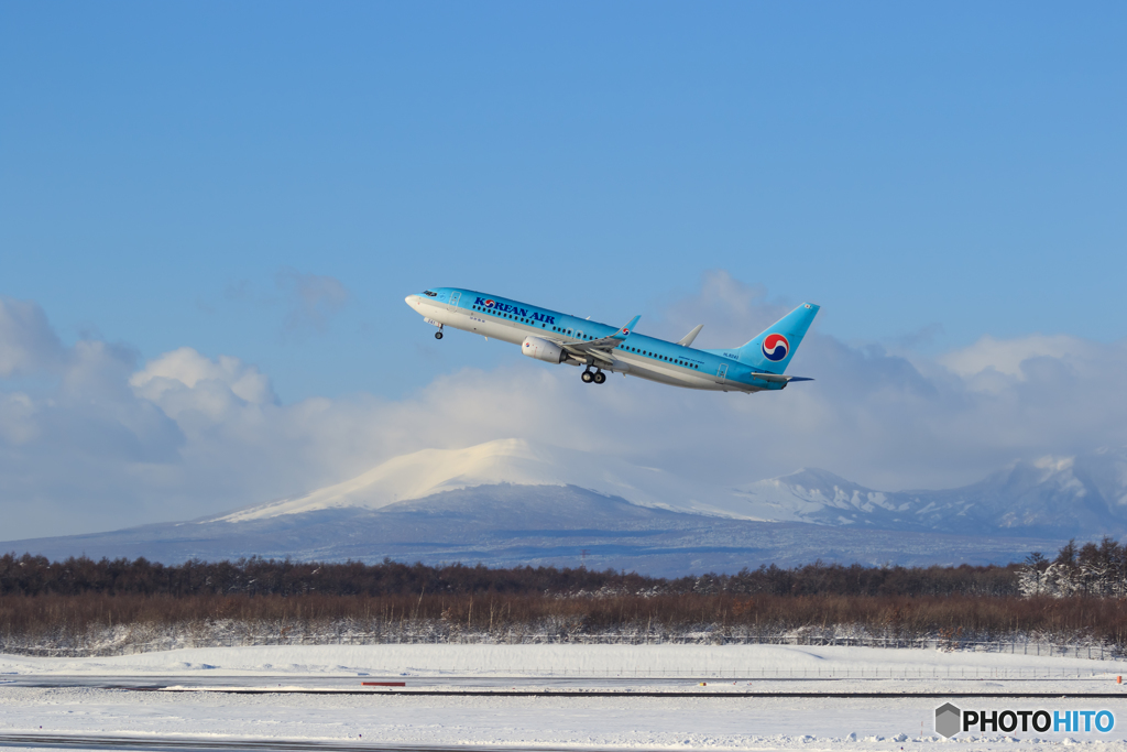 冬の山と飛行機Ⅰ