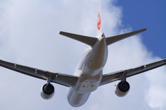 JAL 777