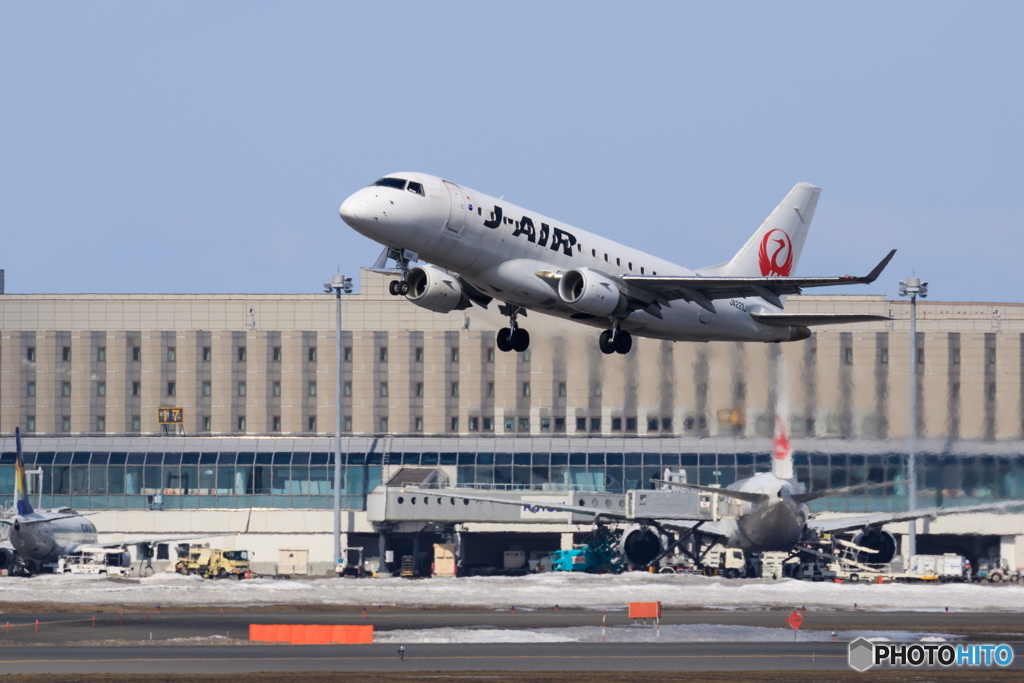 J-AIR TakeOff