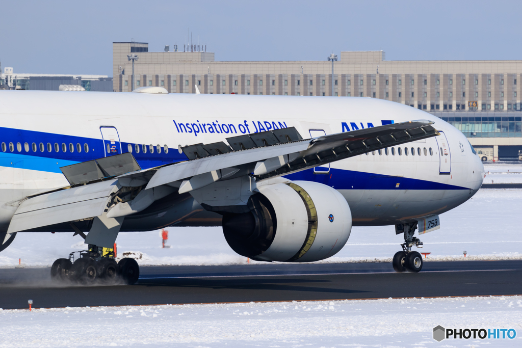 ANA777 到着