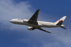 JAL 777