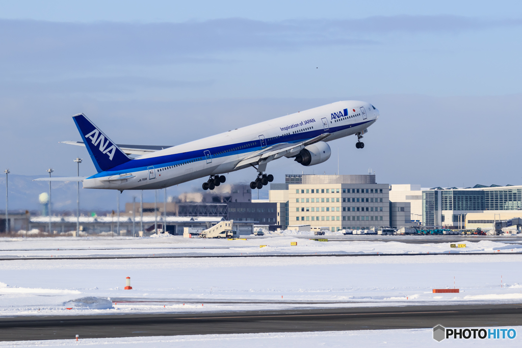 ANA TakeOff