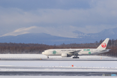 樽前山と空のエコ