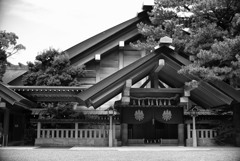 08