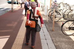 左手が開いたままのおばあちゃん^_^