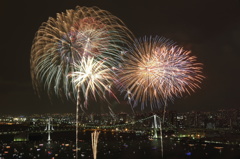 東京湾と花火③