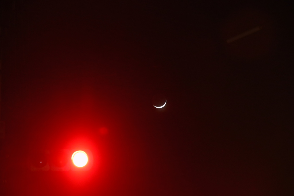 月と太陽