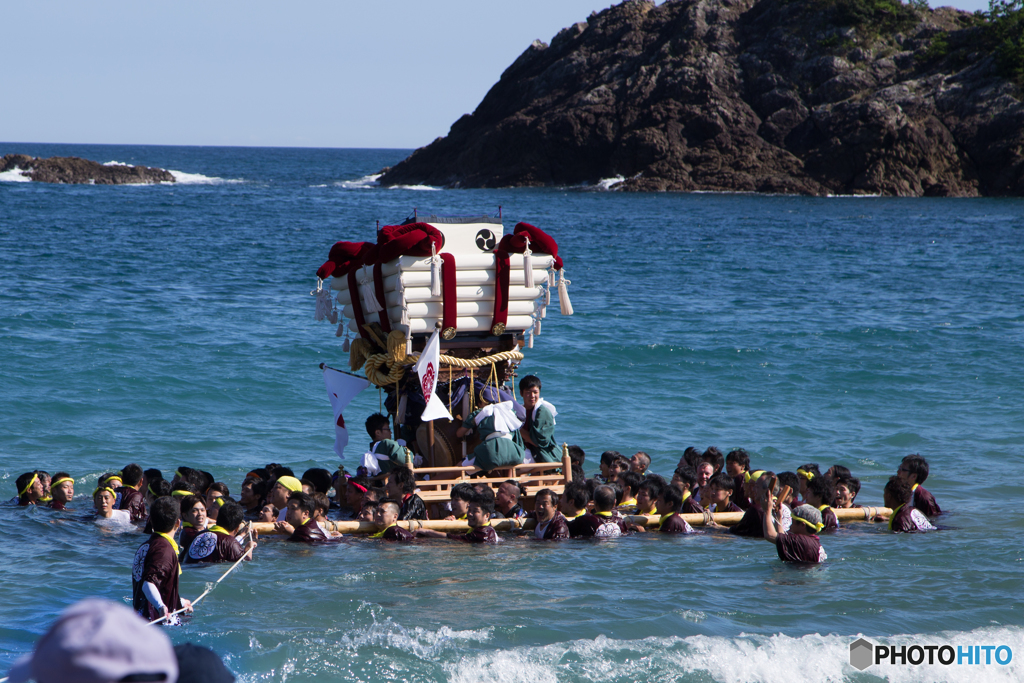 海入り神輿