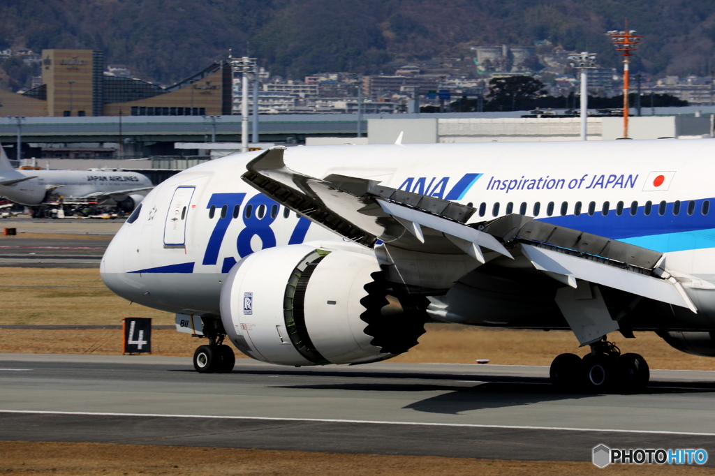 787!!