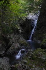 秋始めの滝（6）