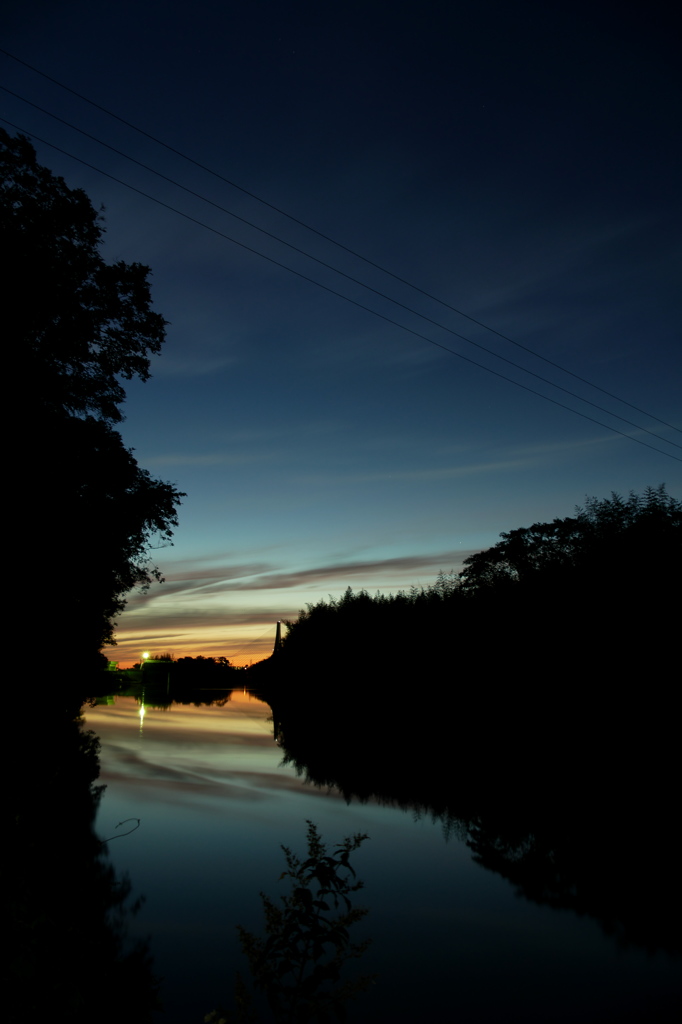 水辺の夕景（トワイライト）