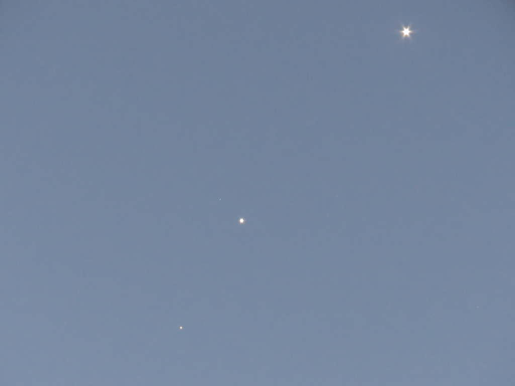 薄明時の金星、木星、火星